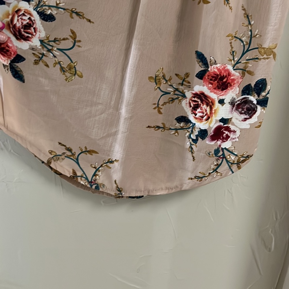Floral Blouse - Picture 3 of 3